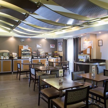 Holiday Inn Express & Suites - Oxford By Ihg Exterior foto